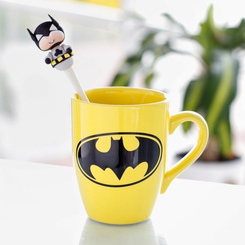 TAZA BOMBE PERSONAJES - BATMAN AMARILLO